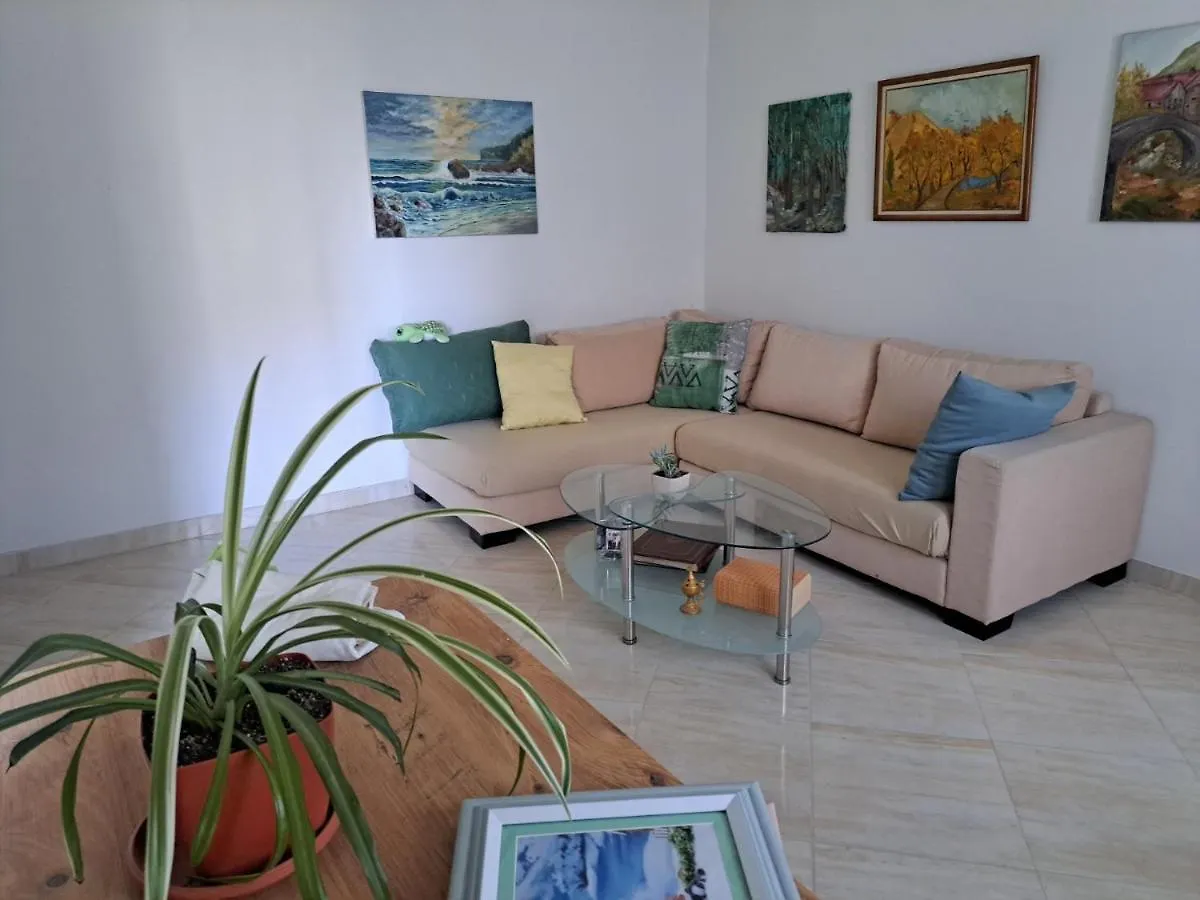 Κοντά Στην Πόλη Και Στην Θάλασσα Apartment Vlore